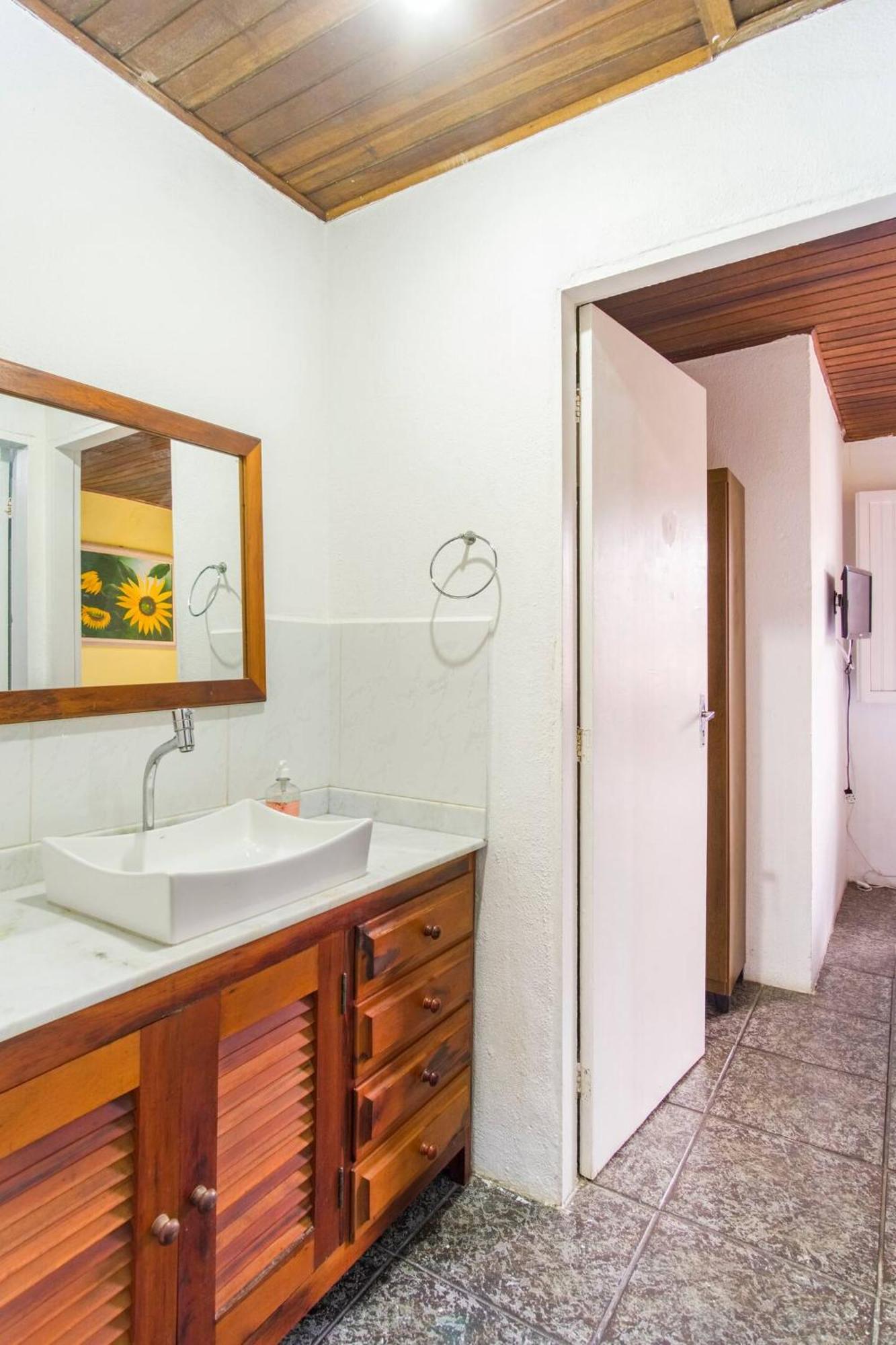 Vila Casa Bromelia, A 15 Minutos A Pe Do Centro Historico! Araquari Exteriér fotografie